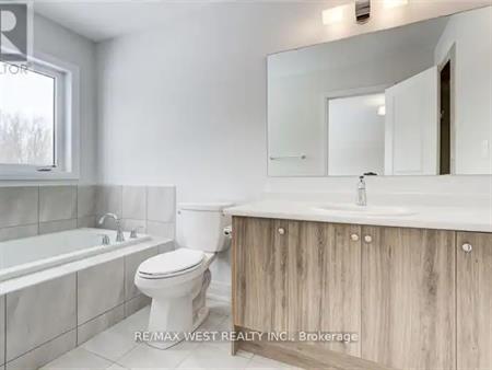 22 - 113 HARTLEY AVENUE | 22 - 113 HARTLEY AVENUE, Brant