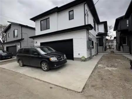 Ritchie GARAGE SUITES | 9602 80 Avenue Northwest, Edmonton