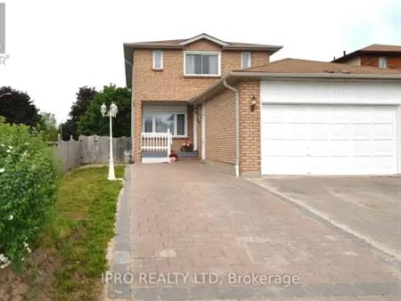 UPPER - 296 HICKLING TRAIL | UPPER - 296 HICKLING TRAIL, Barrie