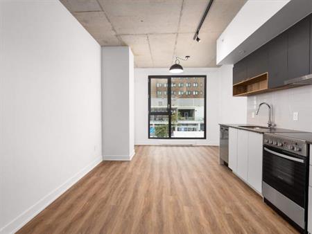 3 1/2 TOUT-INCLUS - MONTREAL QUARTIER DES SPECTACLES