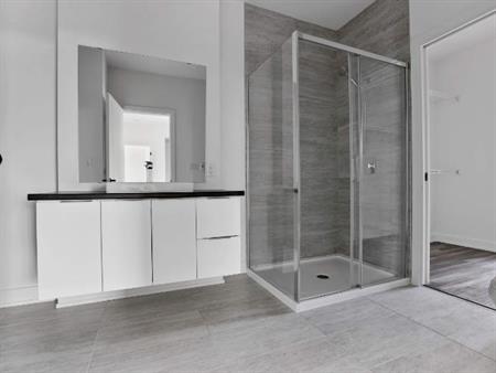 2 CH - 1 SDB - Gatineau - $2,100 /mo