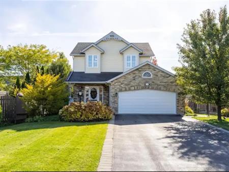 33 Diana Dr | 33 Diana Dr, Niagara-on-the-Lake