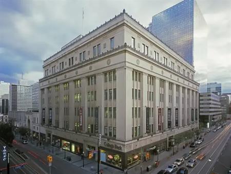 College Park | 424 Yonge Street, Toronto