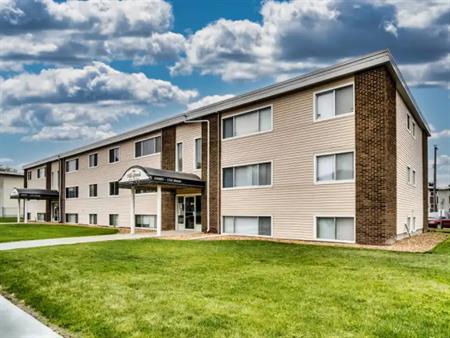 Villa Grande Apartments | 10005 154 Street, Edmonton