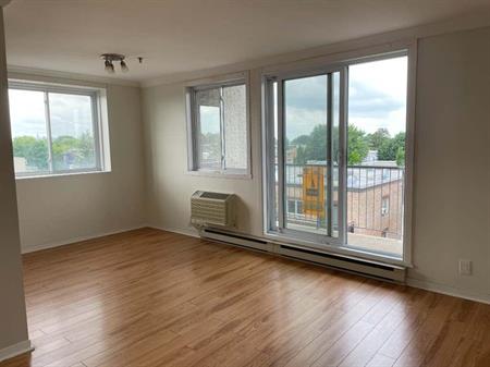Condo/appartement a Lachine
