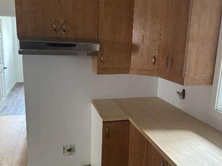 Logement unique à louer