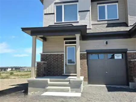 837 ANDESITE TERRACE | 837 ANDESITE TERRACE, Ottawa