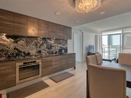 EXECUTIVES PARADISE | 2 BED + 2 BATH + UNDERGROUND PARKING | SW BELTLINE |LRT | 310 12th Ave SW, Calgary