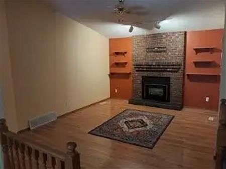 Clean newly painted house, desirable neighborhood of Nottingham in the Park. | 85 Raven Drive, Sherwood Park