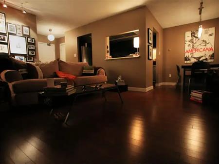 Large 1 Bedroom + Den apartment-Utilities & parking included | 1334 14 Avenue SW, Calgary