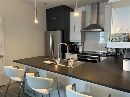 Appartement condo 5 1/2