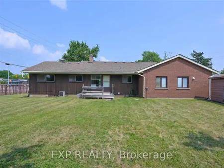 2 GRAM STREET | 2 GRAM STREET, Vaughan