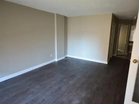 1105, 201 Brae Glen Close SW Calgary | 201 Brae Glen Close SW, Calgary