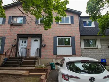 195 Denistoun St - 225 | 195 Denistoun St -, Welland