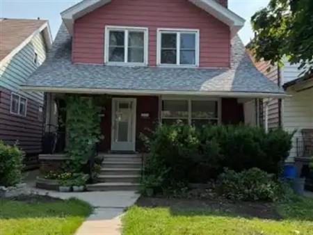 966 BRUCE AVENUE | 966 BRUCE AVENUE, Windsor