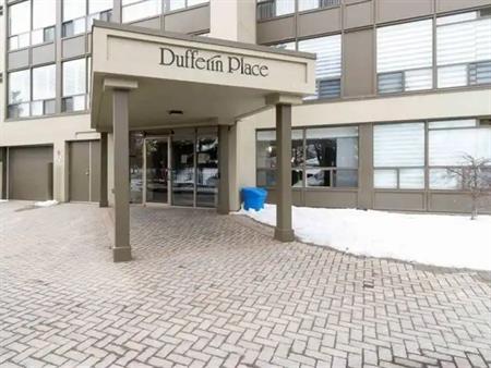 Dufferin Place Spacious Condo! | 5100 Dorchester Road, Niagara Falls