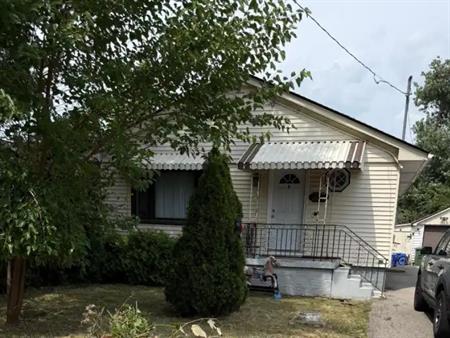 691 Ninth Ave. | 691 Ninth Ave., Hamilton