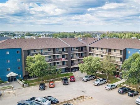 Stroud Place Apartments | 117 Stroud Bay, Fort McMurray