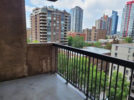 1 Bedroom 1 Bath Downtown | 813 - 924 14 Avenue Southwest, Calgary