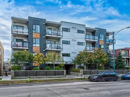 MODERN 2 BEDROOM CONDO FOR RENT IN MARDA LOOP | 208 - 1521 26 Ave SW, Calgary