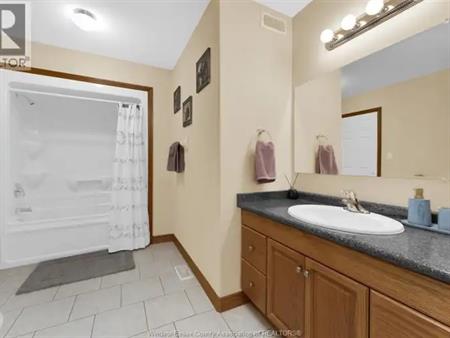1626 MERIDIAN STREET | 1626 MERIDIAN STREET, Windsor