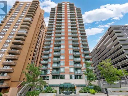 1604 - 570 LAURIER AVENUE W | 1604 - 570 LAURIER AVENUE W, Ottawa
