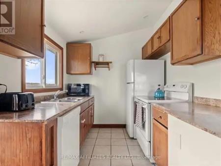 96 BAYVIEW DRIVE | 96 BAYVIEW DRIVE, Greater Napanee