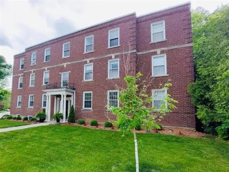 The Georgian Apartments -HEAT, WATER & STORAGE INCLUDED | 6 Delhi Street, Guelph