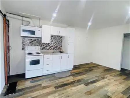 352 DUNDAS Street Unit# 4 | 352 DUNDAS Street Unit# 4, Cambridge