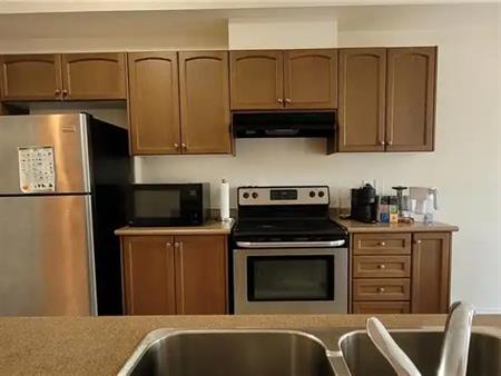 2019 TRAWDEN Way Unit# 36 | 2019 TRAWDEN Way Unit# 36, Oakville