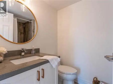 2121 LAKESHORE Road Unit# 503 | 2121 LAKESHORE Road Unit# 503, Burlington