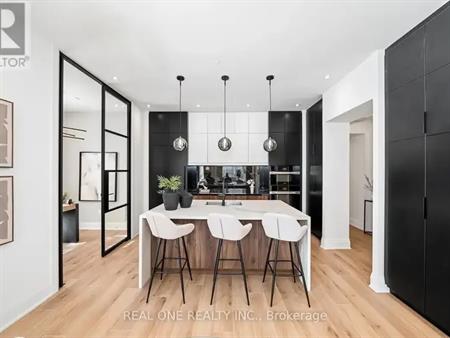 814 - 509 DUNDAS STREET W | 814 - 509 DUNDAS STREET W, Oakville