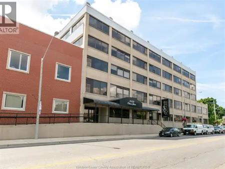 2109 OTTAWA STREET Unit# 401 | 2109 OTTAWA STREET Unit# 401, Windsor