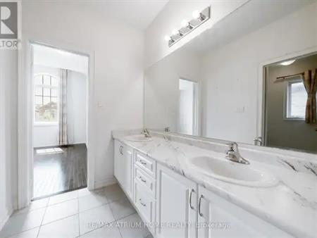 3320 MEADOW MARSH CRESCENT | 3320 MEADOW MARSH CRESCENT, Oakville