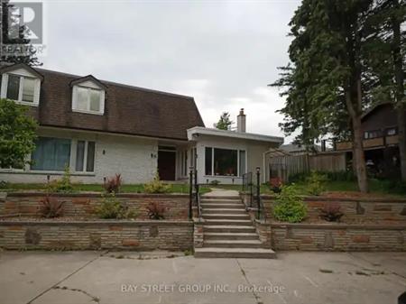 7 MAPLE CRESCENT | 7 MAPLE CRESCENT, Whitchurch-Stouffville