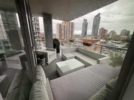 SPACIOUS and BRIGHT 2 BEDS 2 BATHS Downtown Beltline Apartment, Oversized Patio | 805 - 1112 9 Street Southwest, Calgary