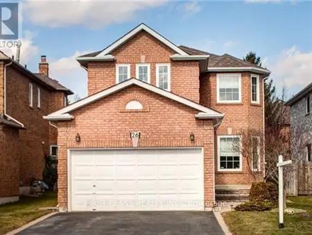 26 CANYON CREEK AVENUE | 26 CANYON CREEK AVENUE, Richmond Hill