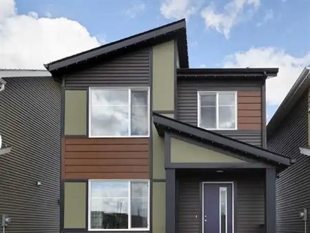 Home facing playground and dog park | 1009 Paisley Drive, Edmonton