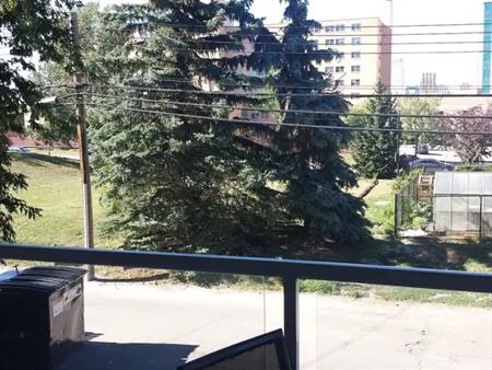October 1st, furnished | 210 25 Avenue Southwest, Calgary