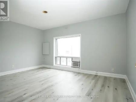1 - 37 HOLLAND STREET | 1 - 37 HOLLAND STREET, Bradford West Gwillimbury