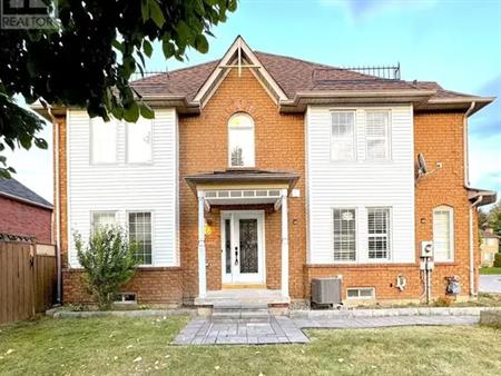 146 STOKELY CRESCENT | 146 STOKELY CRESCENT, Whitby