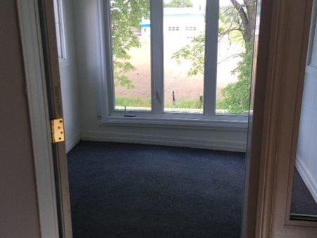 Saint-Félicien - Appartement 4 1/2 chauffé et éclairé