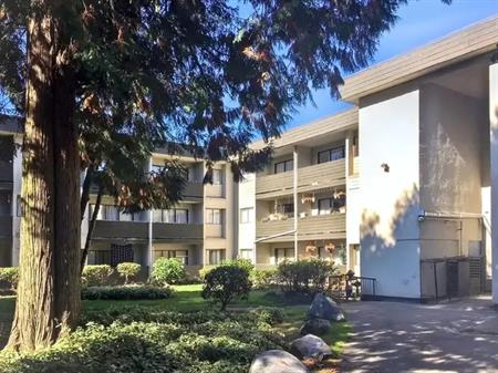 Parkside | 13352 105A Avenue, Surrey