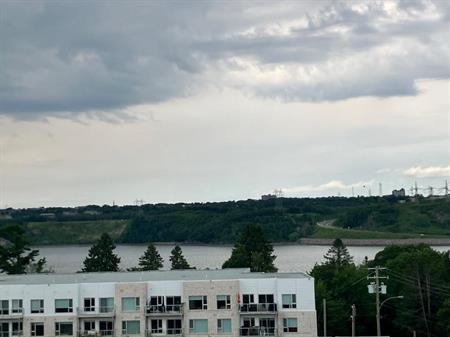 Bail à Céder 3-1/2 neuf St-Nicolas vue sur fleuve et les ponts