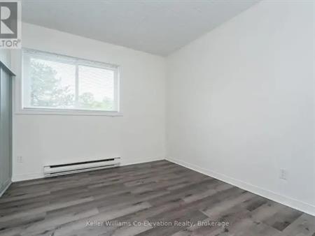 203 - 184 EIGHTH STREET | 203 - 184 EIGHTH STREET, Collingwood
