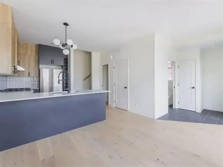 136 Carillon Street | 136 Carillon Street, Ottawa