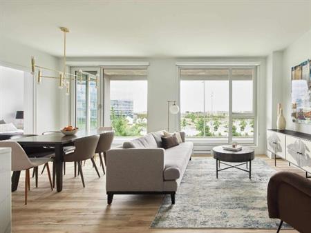 2 CH - 2 SDB - Montréal - $3,245 /mo