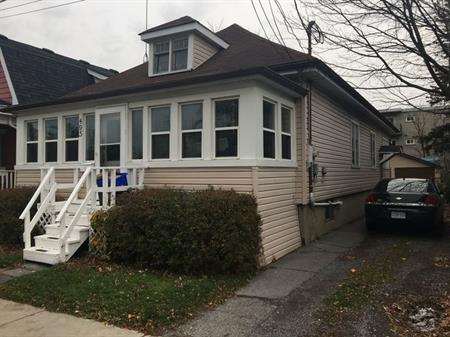 495 Alfred St - 2 bed, 1 bath ALL INCLUSIVE | 495 Alfred St, Kingston