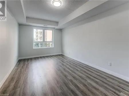 30 GEORGE Street S Unit# 204 | 30 GEORGE Street S Unit# 204, Cambridge