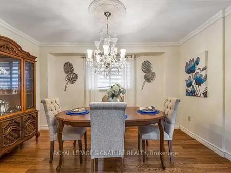 MAIN - 31 CHAPMAN DRIVE | MAIN - 31 CHAPMAN DRIVE, Ajax